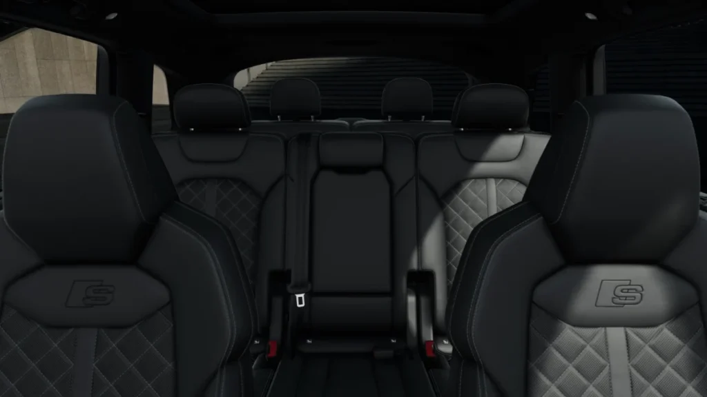 Interior dashboard of Audi Q7 Signature Edition with digital display
